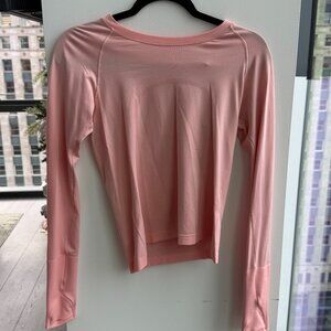 Lululemon swiftly tech SS race length size 6